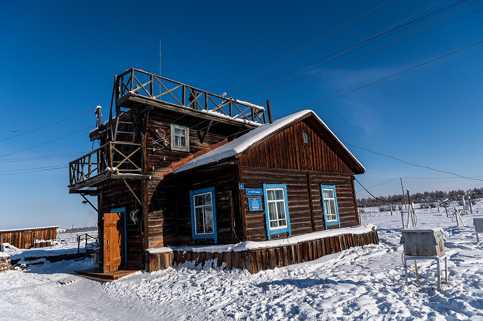 A wooden house in Oymyakon